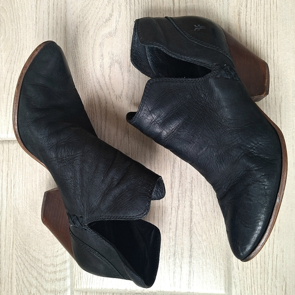 Frye Women's Reina Cut Out Black Leather Western Ankle Leather Frye Boots sz 8.5 - Picture 7 of 12